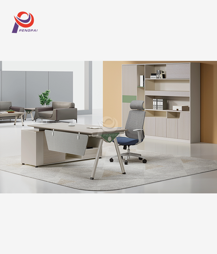 Luxury Executive Desk With Drawers